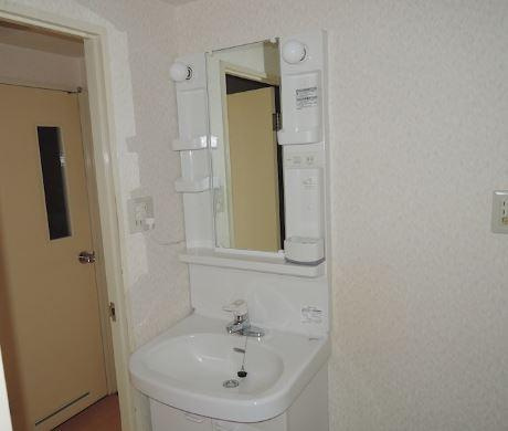 ガーデンビィラ多摩の洗面所