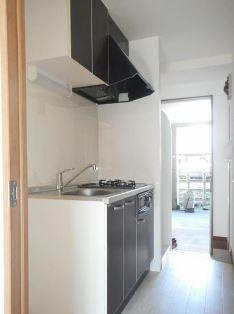 川崎市多摩区東生田１丁目の賃貸マンションの居間・リビング