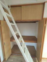 川崎市多摩区登戸のアパートの収納