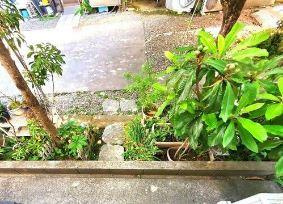 川崎市多摩区登戸のアパートのバルコニー