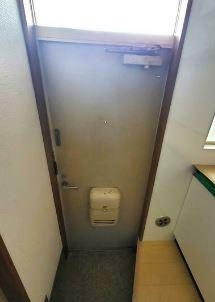 川崎市多摩区登戸のアパートの玄関