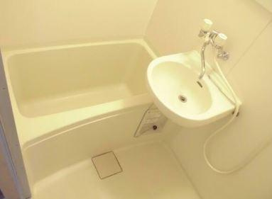 川崎市多摩区宿河原２丁目の賃貸マンションの浴室