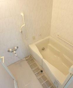 川崎市多摩区中野島５丁目の賃貸マンションの浴室