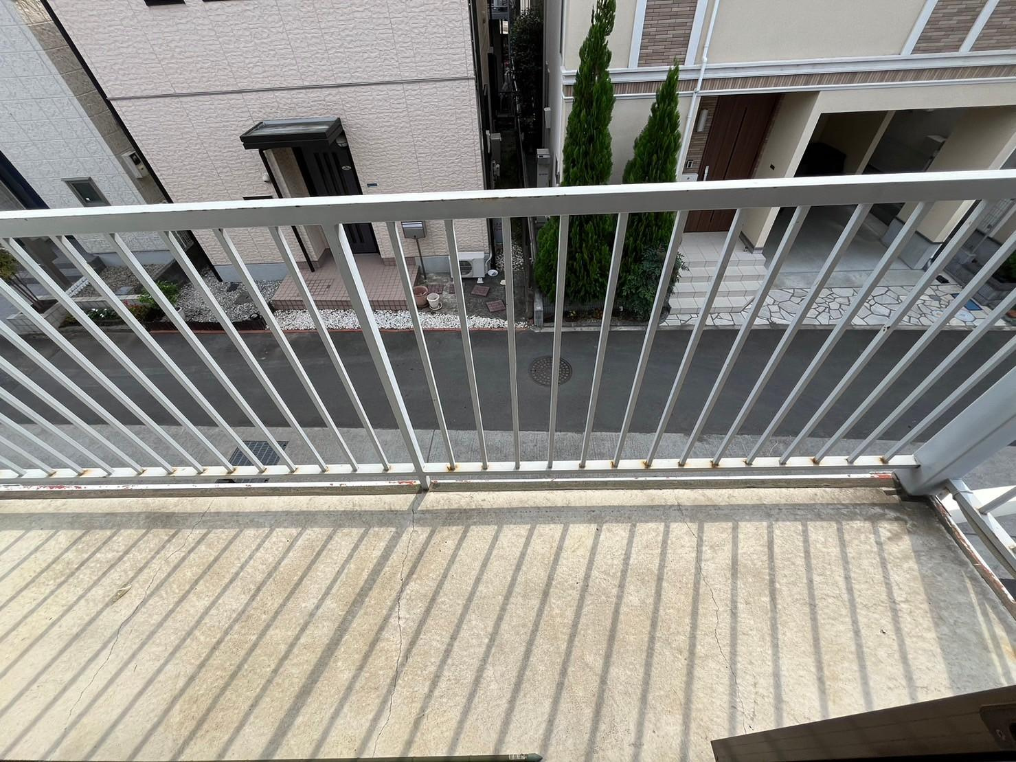 川崎市多摩区菅野戸呂のタウンのバルコニー