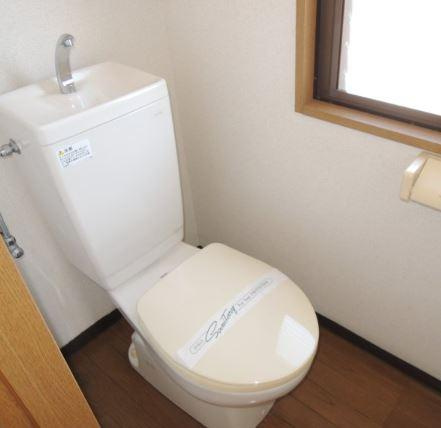 川崎市多摩区長尾１丁目の賃貸マンションのトイレ