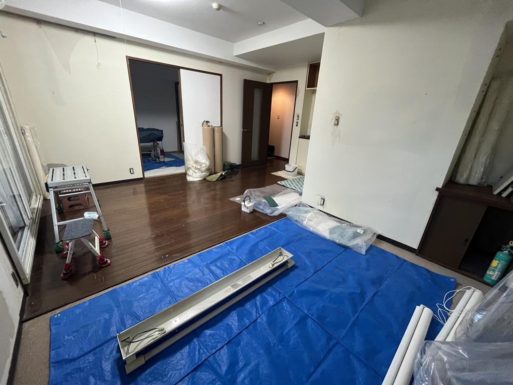 川崎市多摩区東三田２丁目の賃貸マンションの居間・リビング