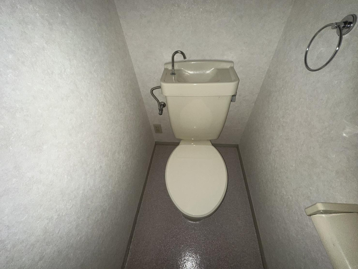 川崎市多摩区東生田１丁目の賃貸マンションのトイレ