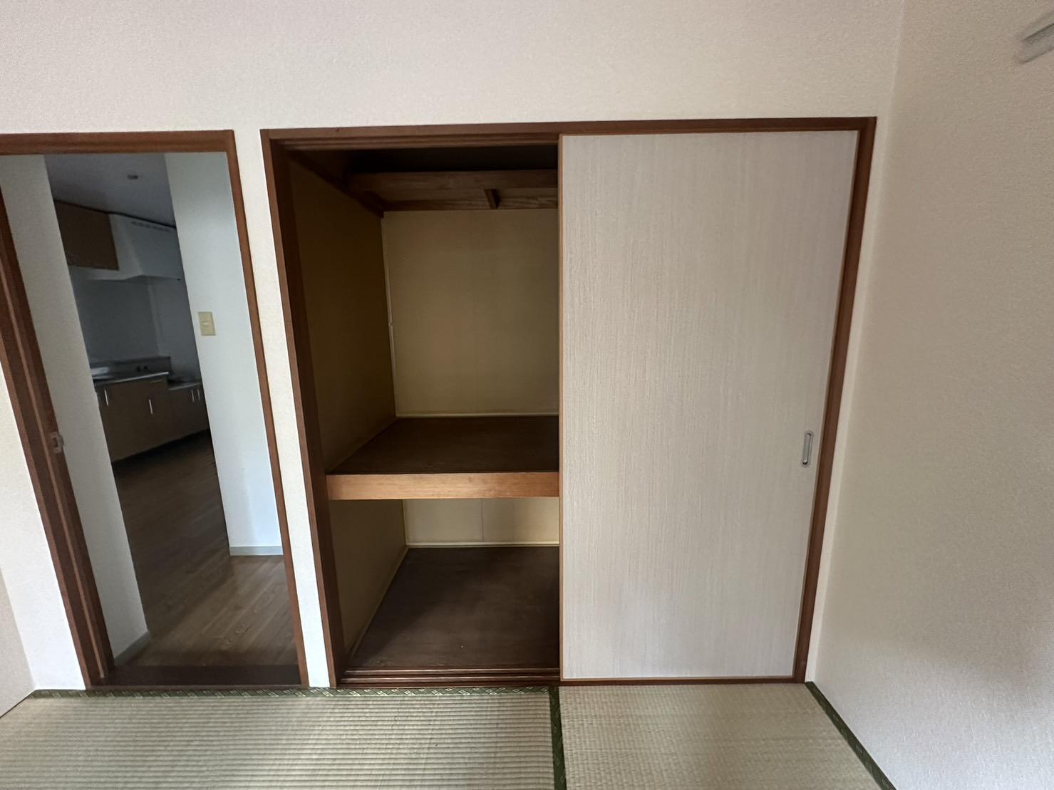 川崎市多摩区東生田１丁目の賃貸マンションの収納