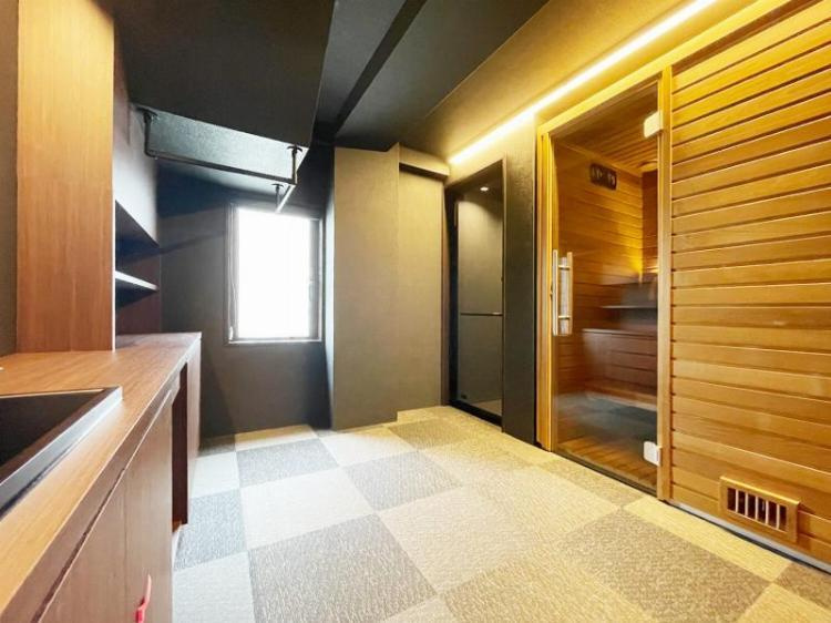 T-CROSS中目黒の内装