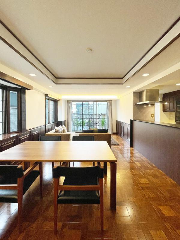 T-CROSS中目黒の内装