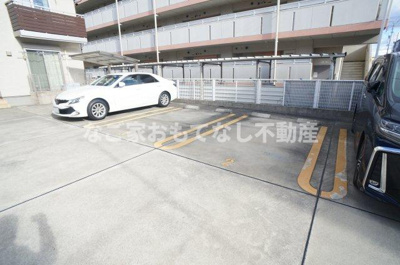 【駐車場】 | フォレストメゾン西町
