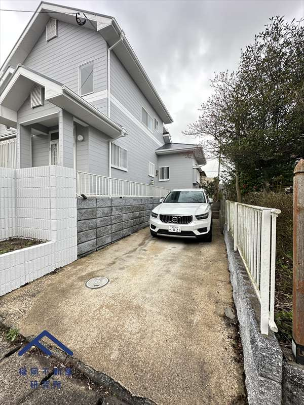 宗像市城西ヶ丘３丁目　戸建ての駐車場