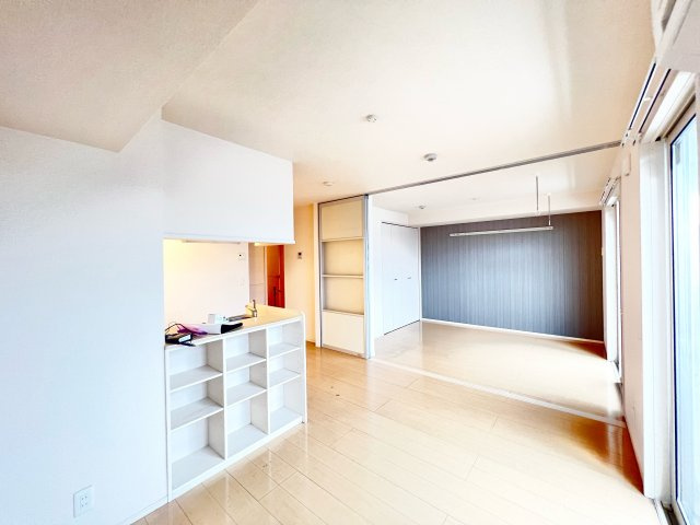テラスガーデンの居間・リビング|※別部屋参考写真
