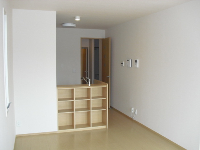 Cerejeira（セレシェイラ） Bの内装|カウンター収納