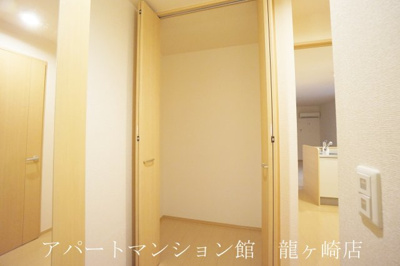 【収納】 | Cerejeira（セレシェイラ） B