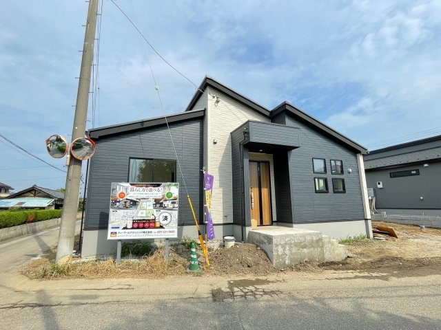 藤岡市下栗須（全4棟）1号棟の外観