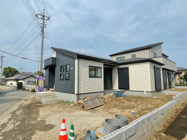 藤岡市下栗須（全4棟）1号棟の外観