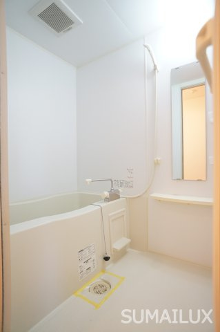 熊本市中央区上林町の賃貸マンションの浴室