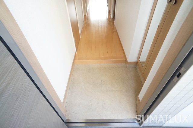 熊本市中央区上林町の賃貸マンションの玄関