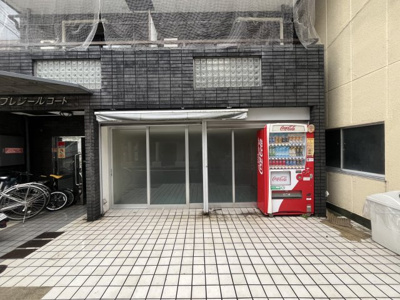 【エントランス】 | プレジールコート