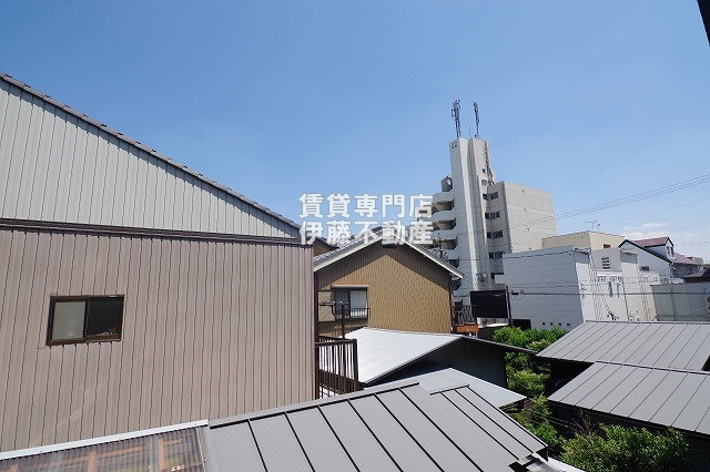Cherim庄内通Eastの展望