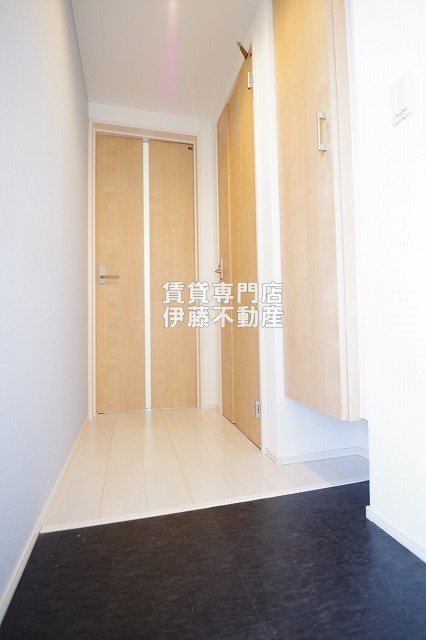 Cherim庄内通Eastの玄関