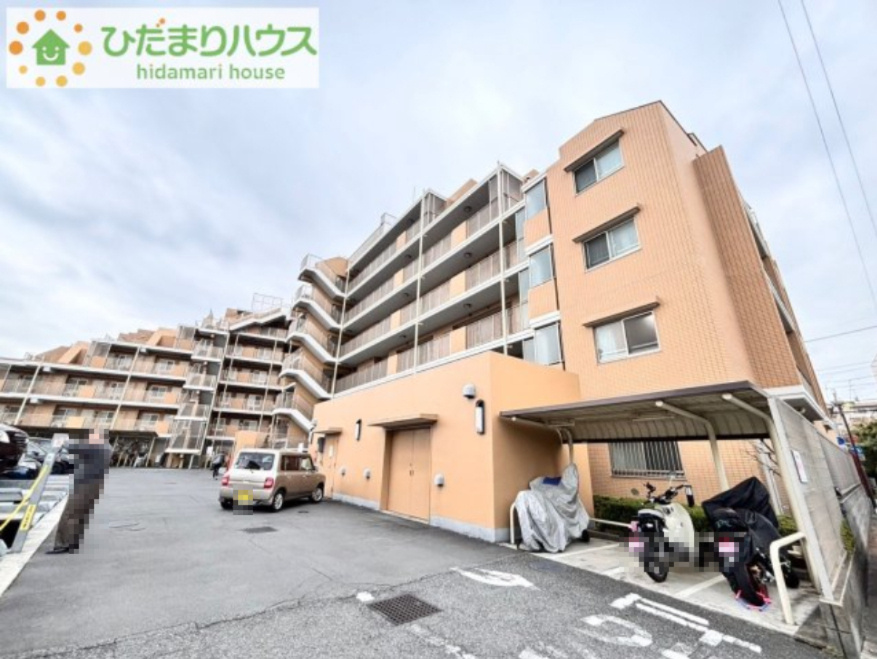 ルネサンス桶川プライムマークスの外観