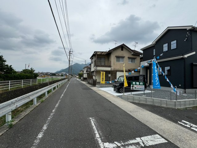 ーFITーフィットー小倉南区横代北町4丁目2期【小倉南区　新築戸建て】の前面道路含む現地写真|横代小学校まで徒歩4分と通学も安心です♪【小倉南区　新築戸建て】