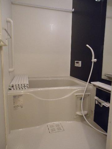 久留米市御井旗崎４丁目の賃貸マンションの浴室|日々の疲れを癒すお風呂付です