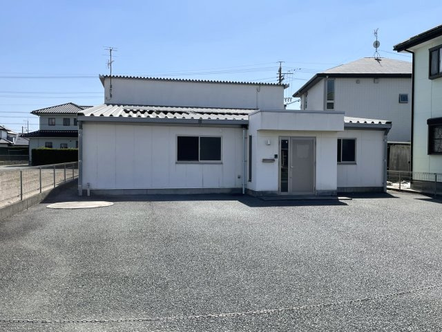 新橋町事務所・倉庫の外観