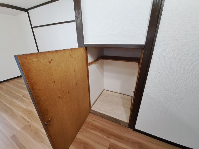浦風町テラスハウスの収納