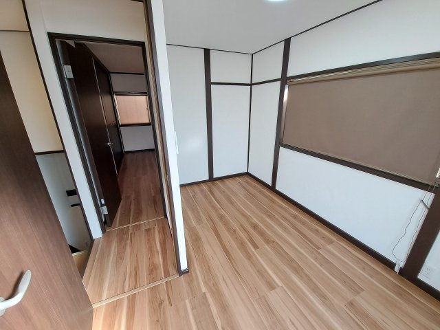 浦風町テラスハウスの洋室