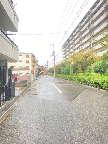 センチュリー三島の周辺