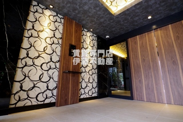 S-RESIDENCE志賀本通Northのエントランス