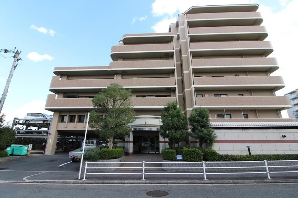 メロディーハイム山田池公園の外観|新しい生活にいかがでしょうか？外観はお住まいの顔になります。こだわりたいポイントですね。水回りリフォームやリノベーションも承ってます。
■現地見学・資金計画相談・住宅ローン相談もお問合せ受付中■