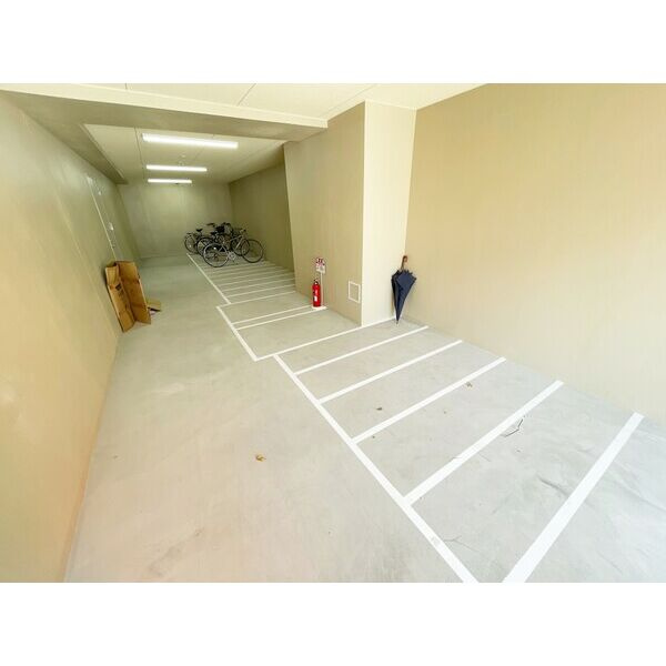 オズレジデンス布施柳通のロビー