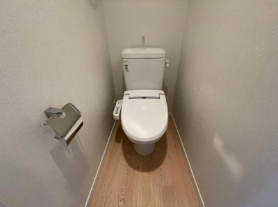 【トイレ】 | エンクレスト天神STAGE | 別号室の写真になります。現況優先。