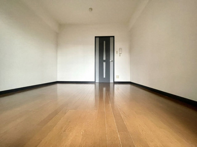 【居間・リビング】 | ピュアドームエレガンテ平尾 | 別号室の写真になります。現況優先。