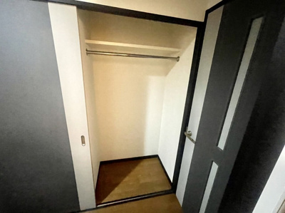 【収納】 | ピュアドームエレガンテ平尾 | 別号室の写真になります。現況優先。