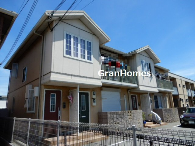 シャーメゾン上野田 A