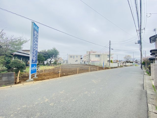 建築条件なし売地６６坪～　川越市小堤の前面道路含む現地写真|西側 約6.9ｍ公道