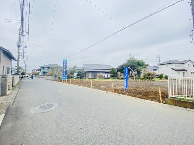 建築条件なし売地６６坪～　川越市小堤の前面道路含む現地写真|西側 約6.9ｍ公道