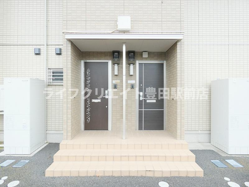 une cachetteのエントランス