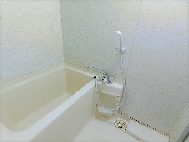 サニーコート桧木G棟の浴室