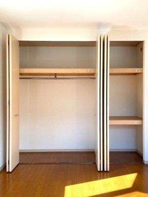 【収納】 | コンフォート麦野 | 別号室の写真になります。現況優先。