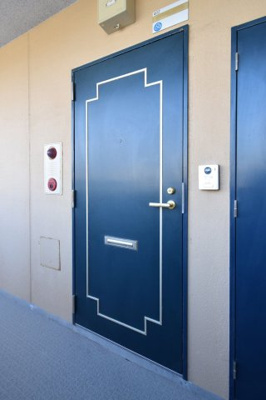 【玄関】 | ルブラン | 別号室の写真になります。現況優先。