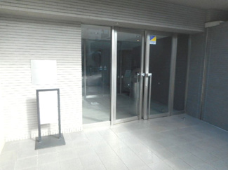 【エントランス】 | 毎日通るエントランスはこのようになっています