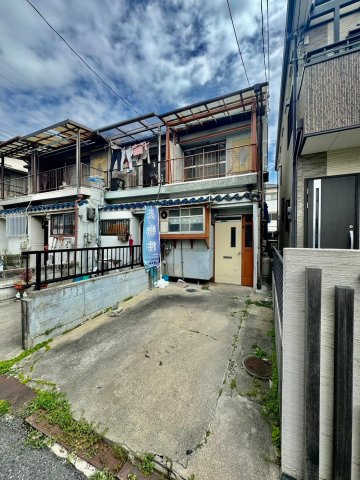 四条畷市江瀬美町　中古テラスの外観