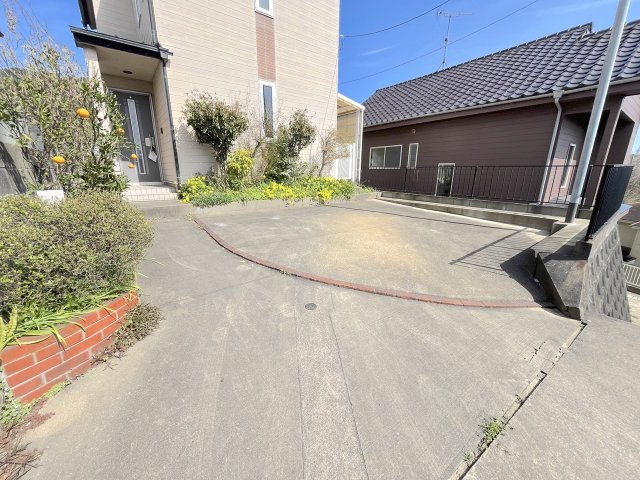 大城３丁目2号戸建ての駐車場