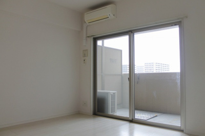 【居間・リビング】 | プライムアーバン博多東　プライスホームなら仲介手数料０円！